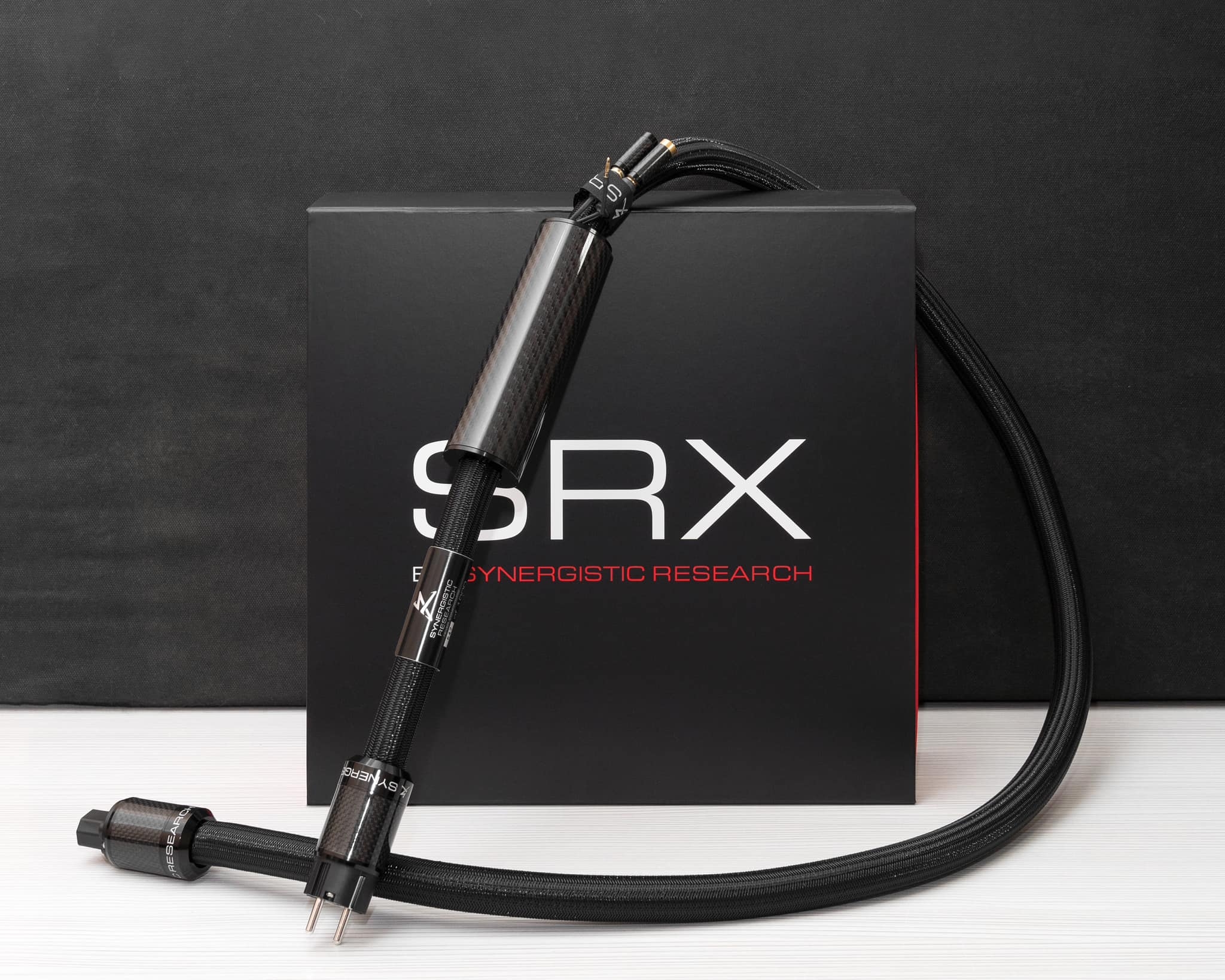 synergistic_research_srx_series_power_cable_packaging.jpg